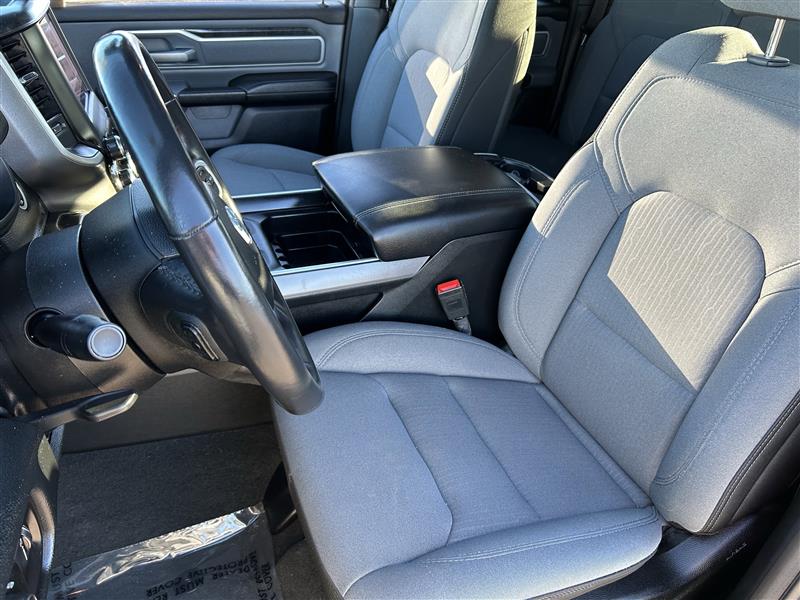 RAM 1500 Big Horn Quad Cab 2WD 2022