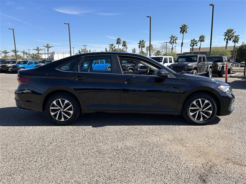 Volkswagen Jetta S 2024