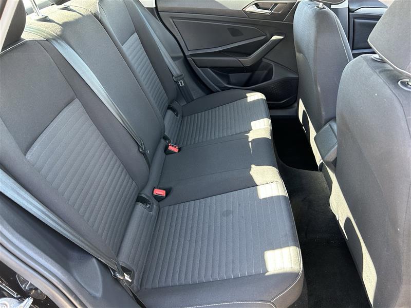 Volkswagen Jetta S 2024