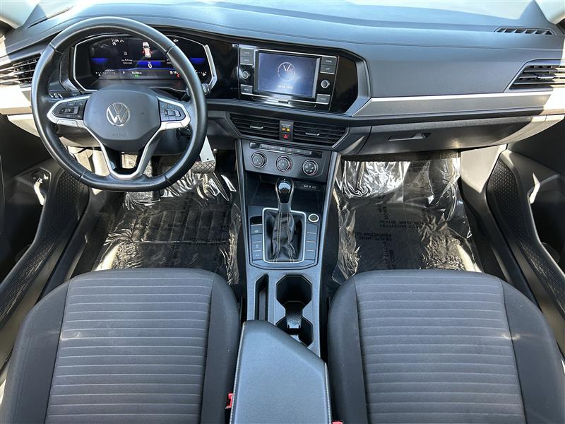 Volkswagen Jetta S 2024