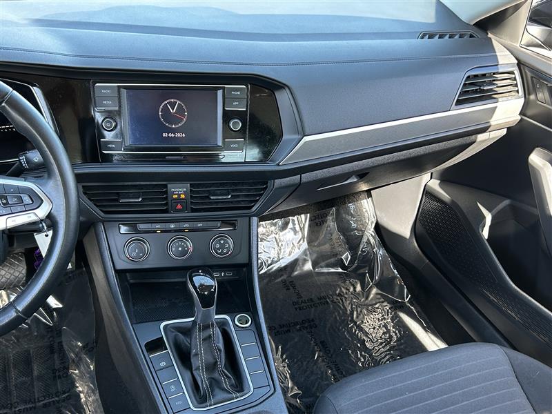 Volkswagen Jetta S 2024