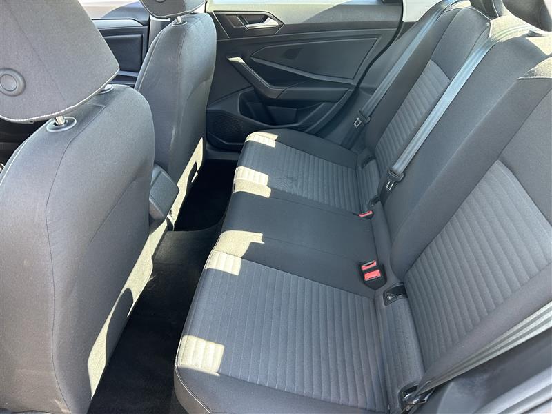 Volkswagen Jetta S 2024