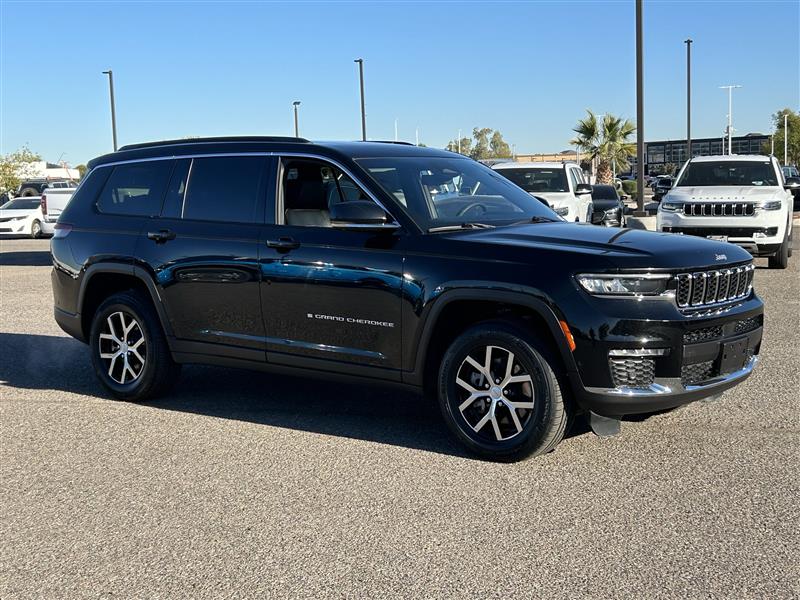Jeep Grand Cherokee L Limited 4WD 2024