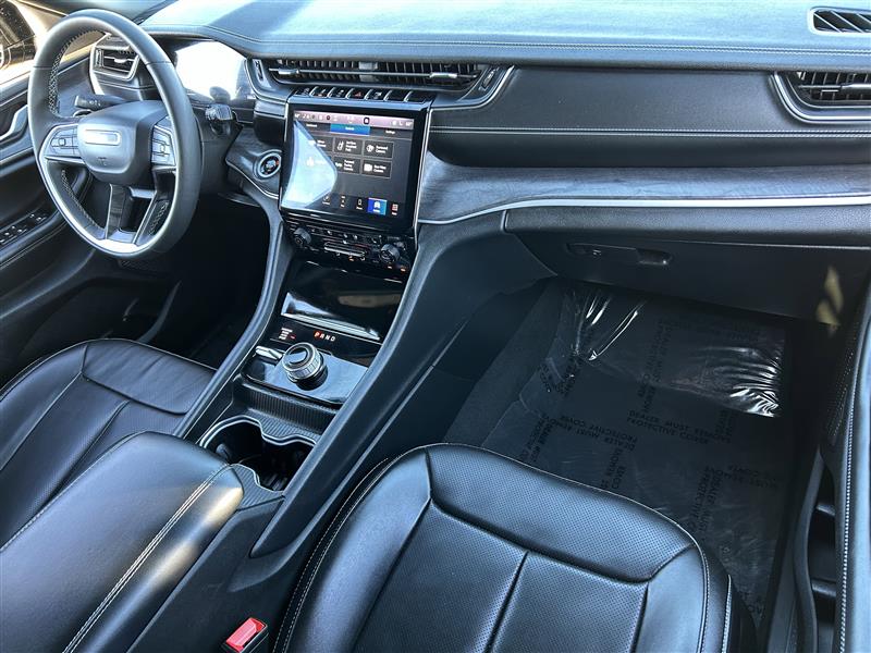 Jeep Grand Cherokee L Limited 4WD 2024