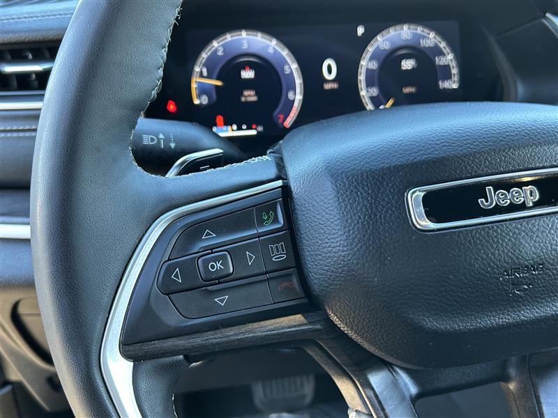 Jeep Grand Cherokee L Limited 4WD 2024