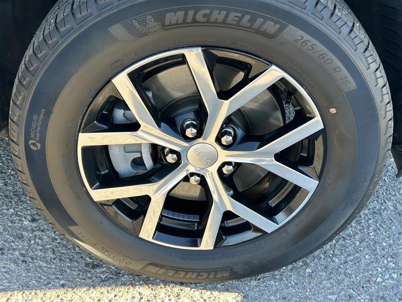 Jeep Grand Cherokee L Limited 4WD 2024