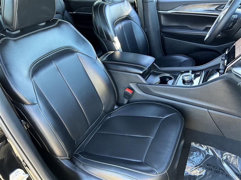 Jeep Grand Cherokee L Limited 4WD 2024