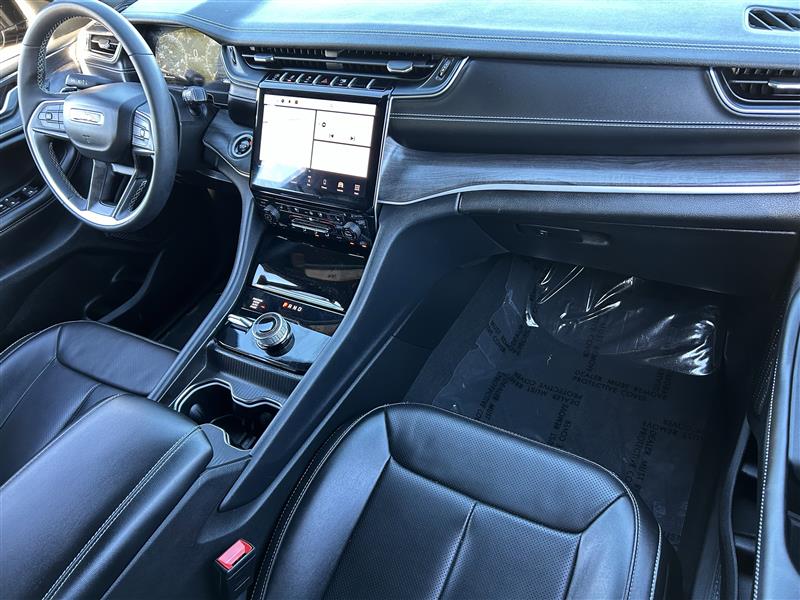 Jeep Grand Cherokee L Limited 4WD 2024