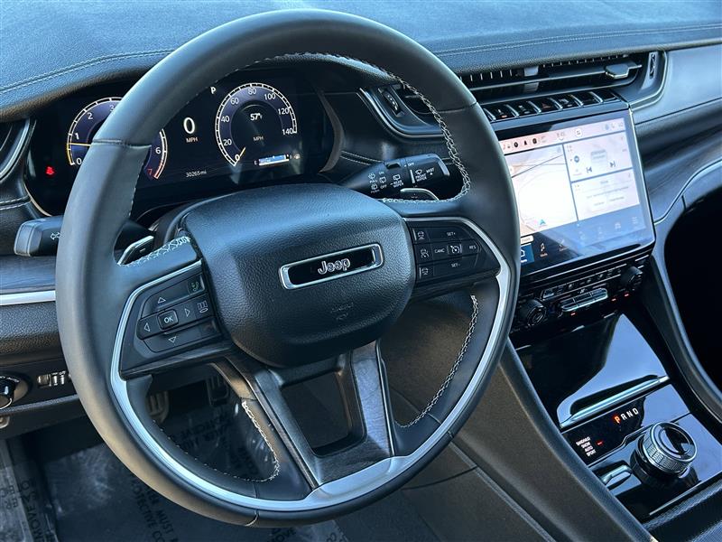 Jeep Grand Cherokee L Limited 4WD 2024