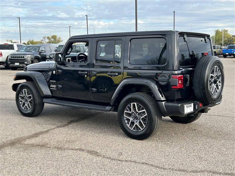 Jeep Wrangler Sahara 2024