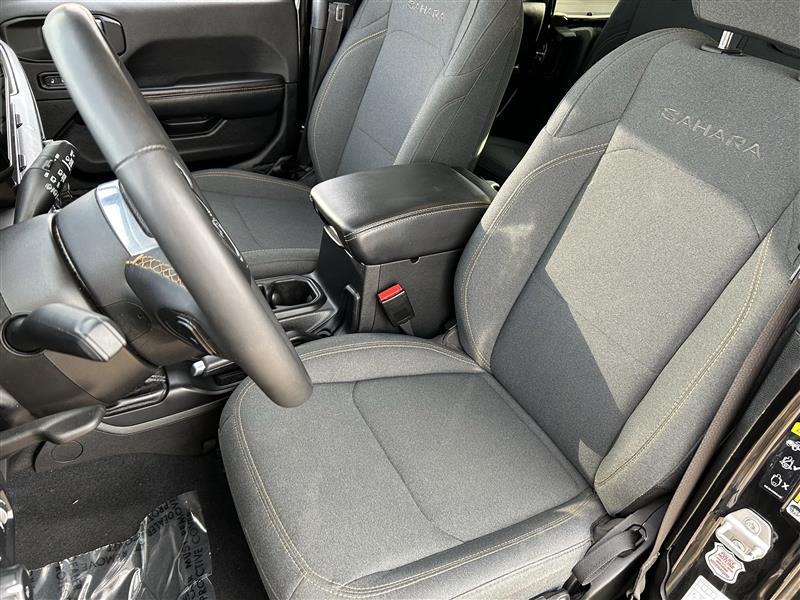 Jeep Wrangler Sahara 2024