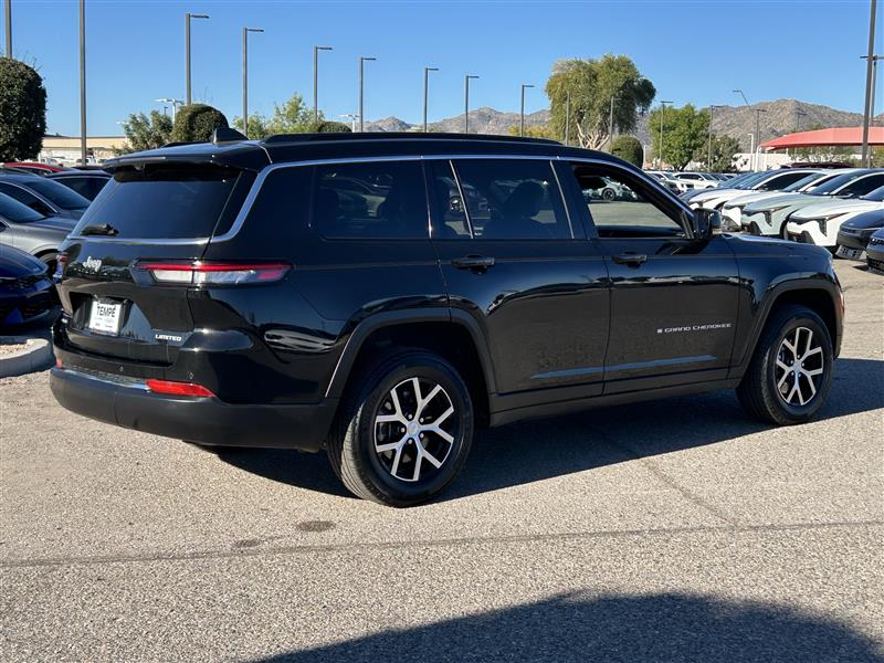 Jeep Grand Cherokee L Limited 4WD 2024