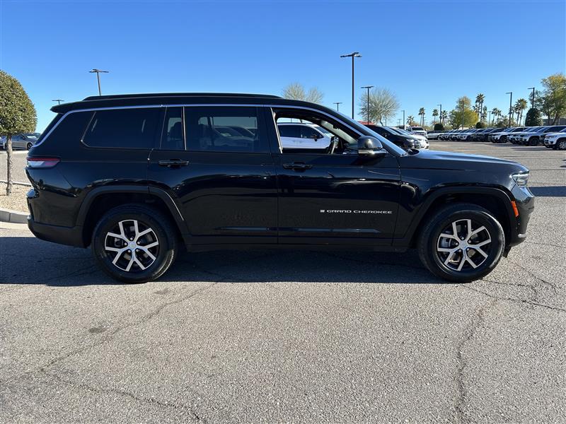 Jeep Grand Cherokee L Limited 4WD 2024