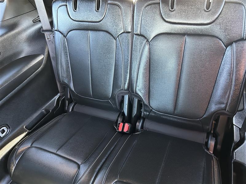 Jeep Grand Cherokee L Limited 4WD 2024