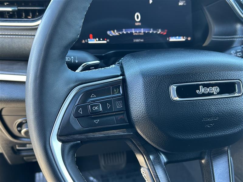 Jeep Grand Cherokee L Limited 4WD 2024