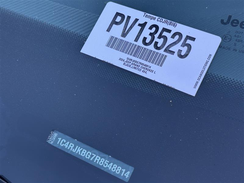 Jeep Grand Cherokee L Limited 4WD 2024