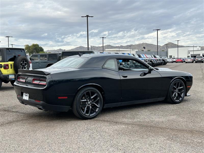Dodge Challenger GT 2022