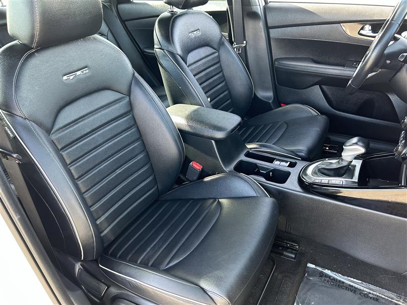 Kia Forte GT Line 2023