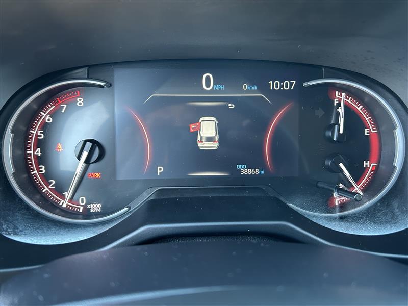 Toyota RAV4 LE AWD 2024