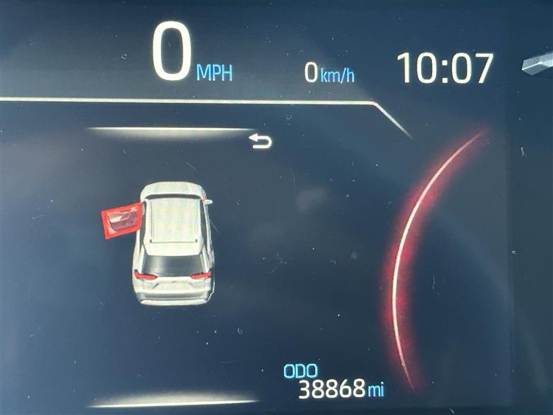 Toyota RAV4 LE AWD 2024