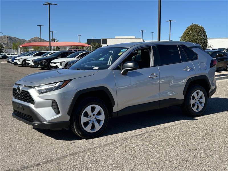 Toyota RAV4 LE AWD 2024