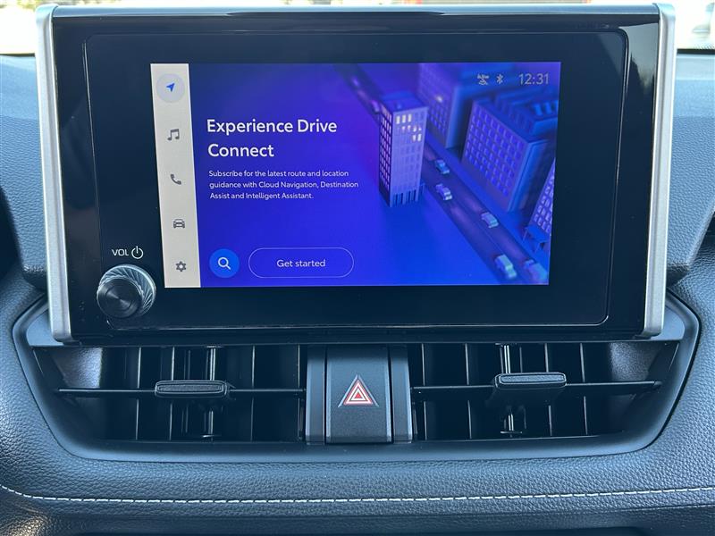 Toyota RAV4 LE AWD 2024