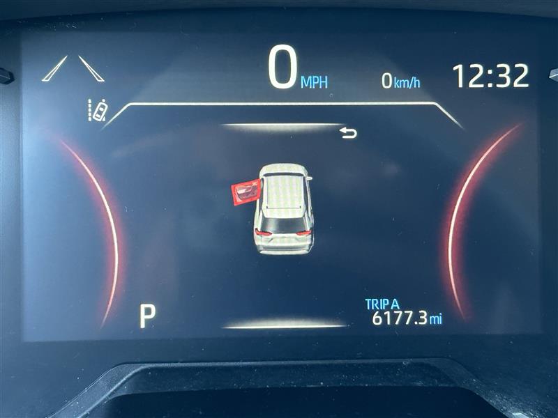 Toyota RAV4 LE AWD 2024