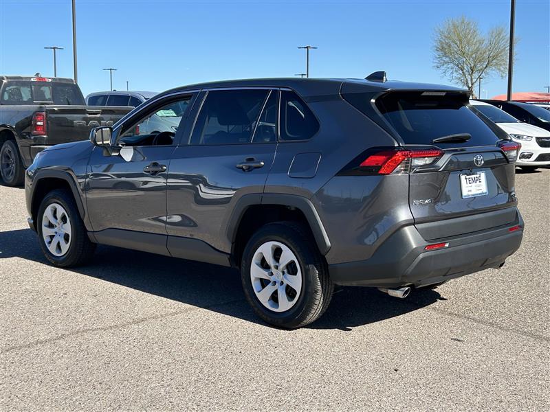 Toyota RAV4 LE AWD 2024