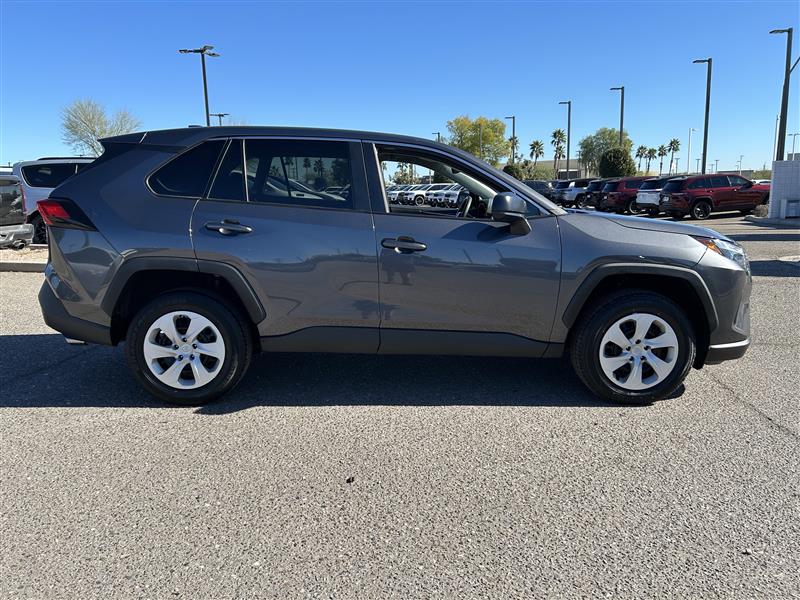 Toyota RAV4 LE AWD 2024