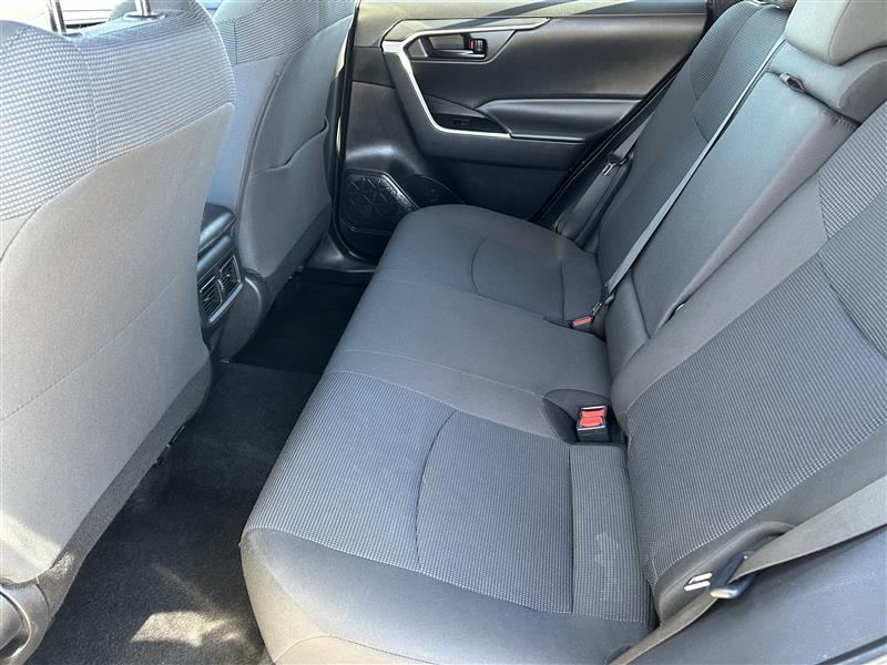 Toyota RAV4 LE AWD 2024