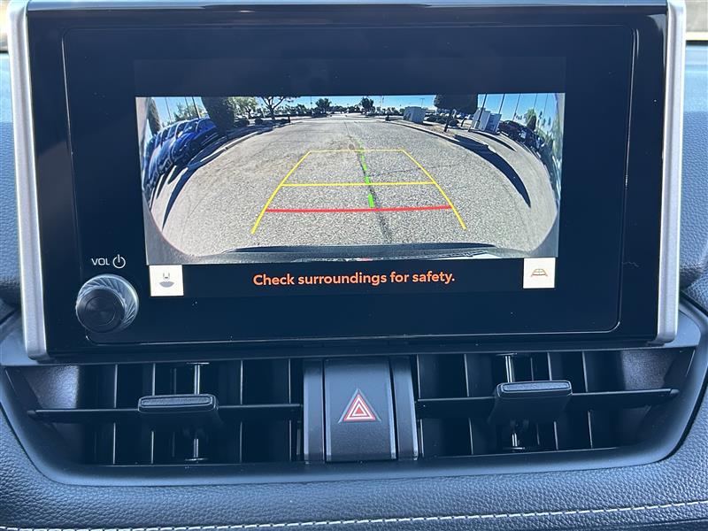 Toyota RAV4 LE AWD 2024