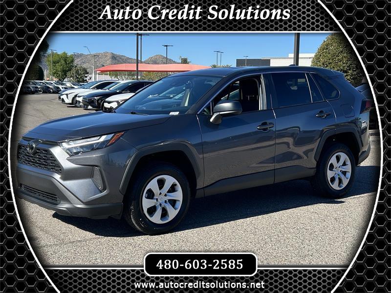 Toyota RAV4 LE AWD 2024