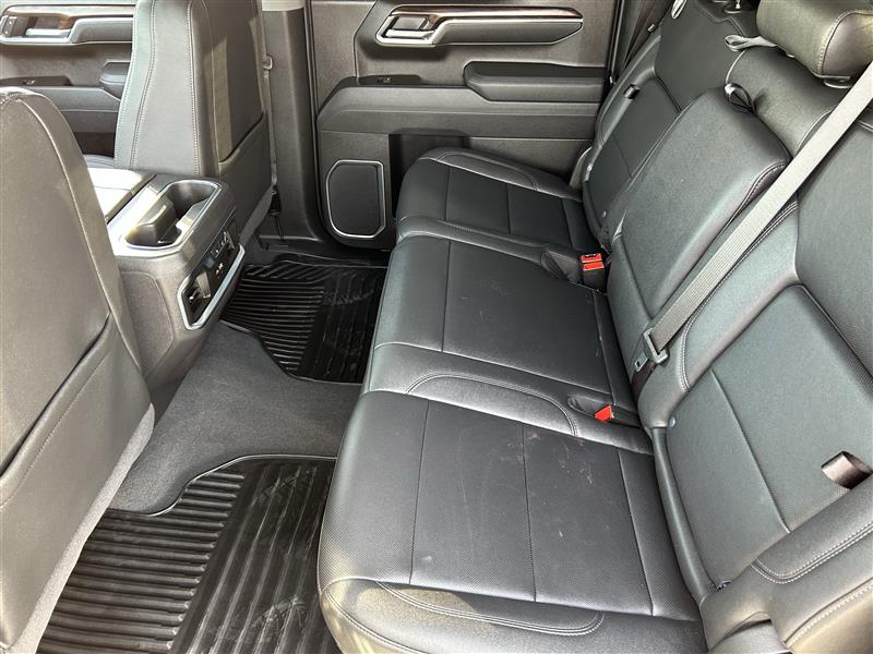 GMC Sierra 1500 SLT Crew Cab 4WD 2025