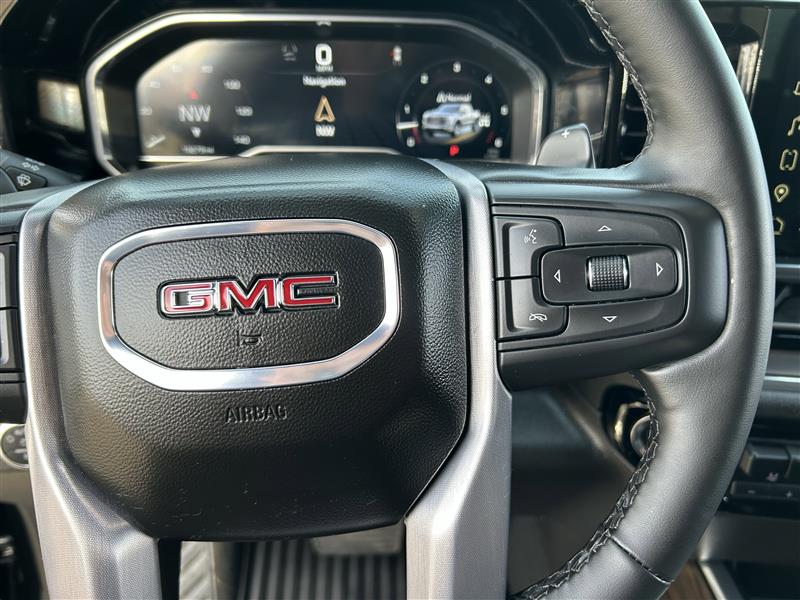 GMC Sierra 1500 SLT Crew Cab 4WD 2025