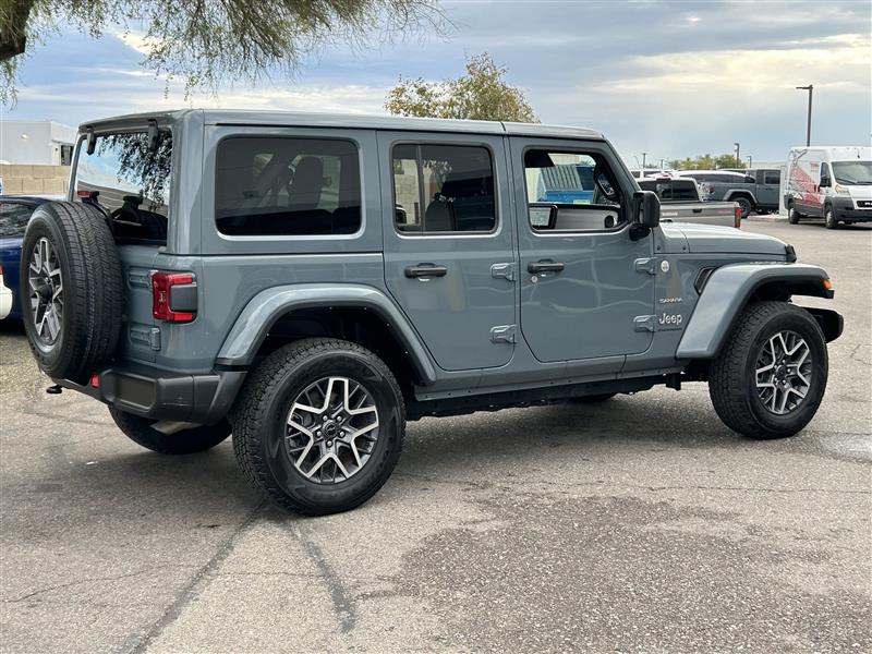 Jeep Wrangler Sahara 2024