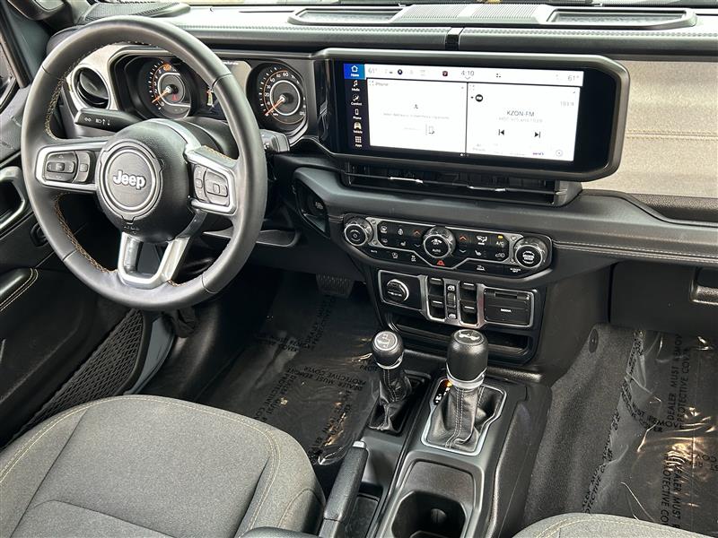 Jeep Wrangler Sahara 2024