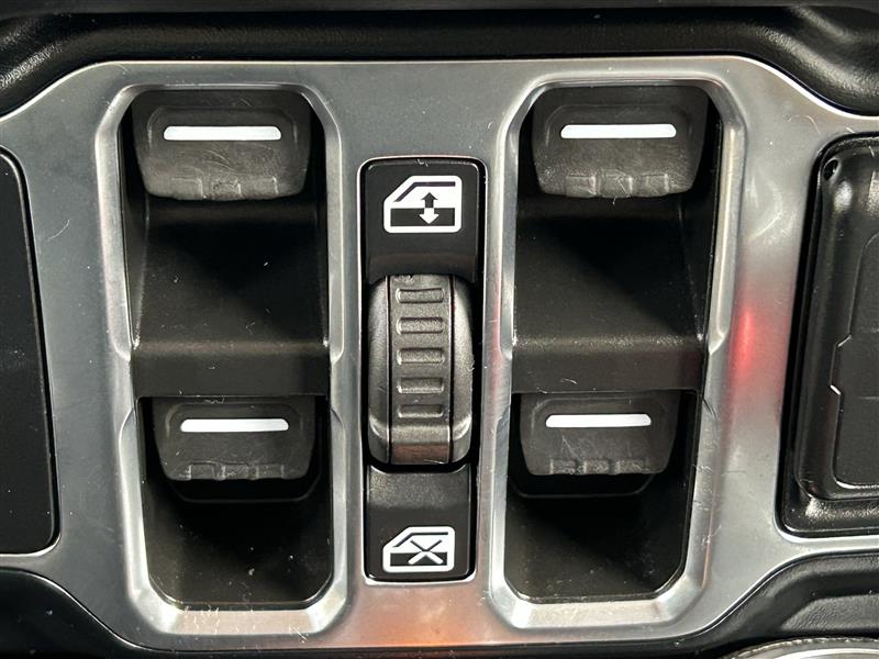 Jeep Wrangler Sahara 2024