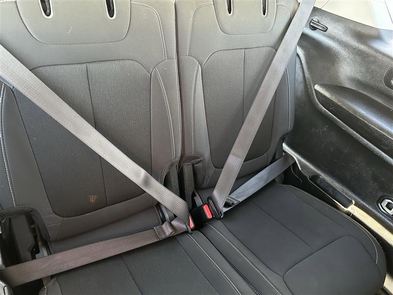 Jeep Grand Cherokee L Laredo 4WD 2023