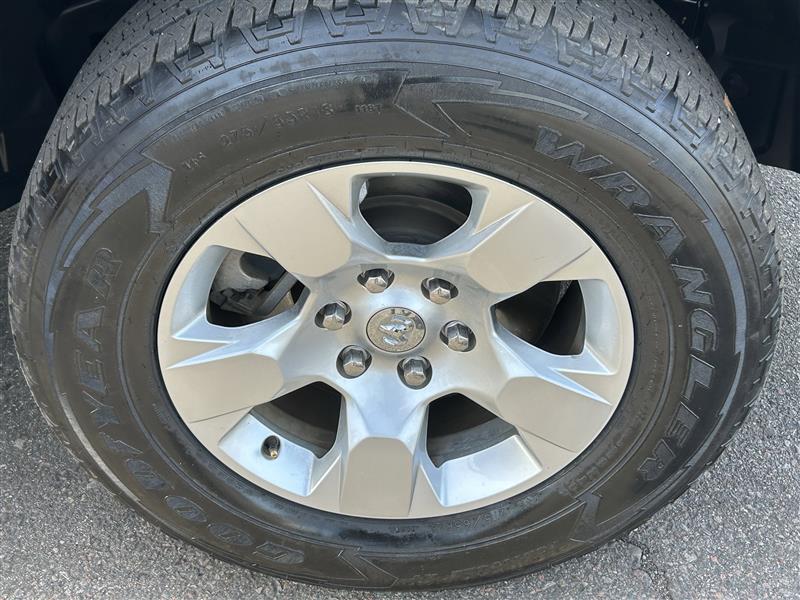 RAM 1500 Big Horn Quad Cab 4WD 2022