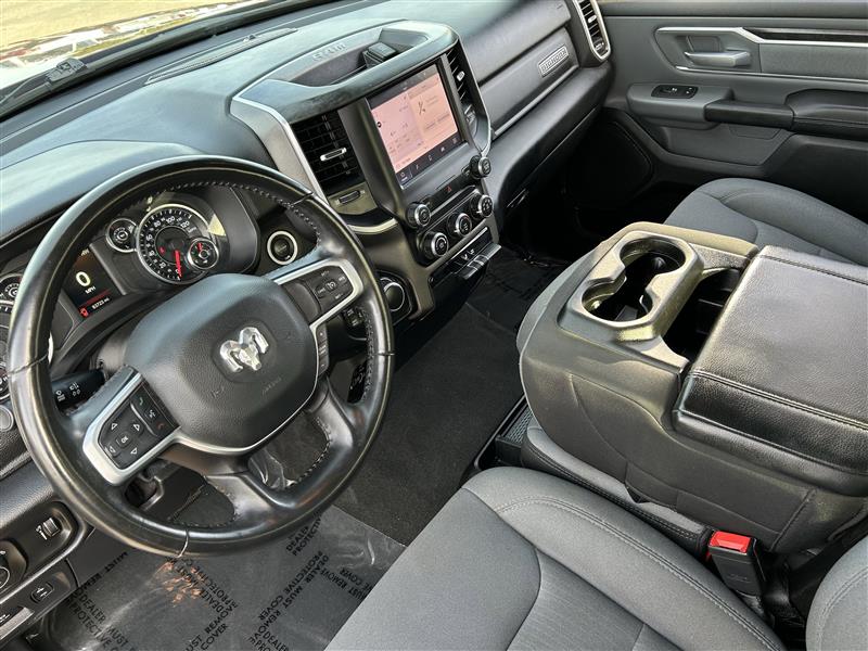 RAM 1500 Big Horn Quad Cab 4WD 2022