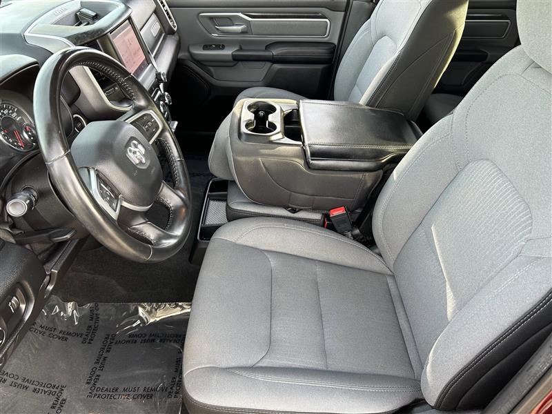 RAM 1500 Big Horn Quad Cab 4WD 2022