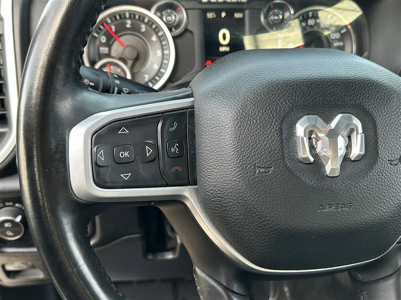 RAM 1500 Big Horn Quad Cab 4WD 2022