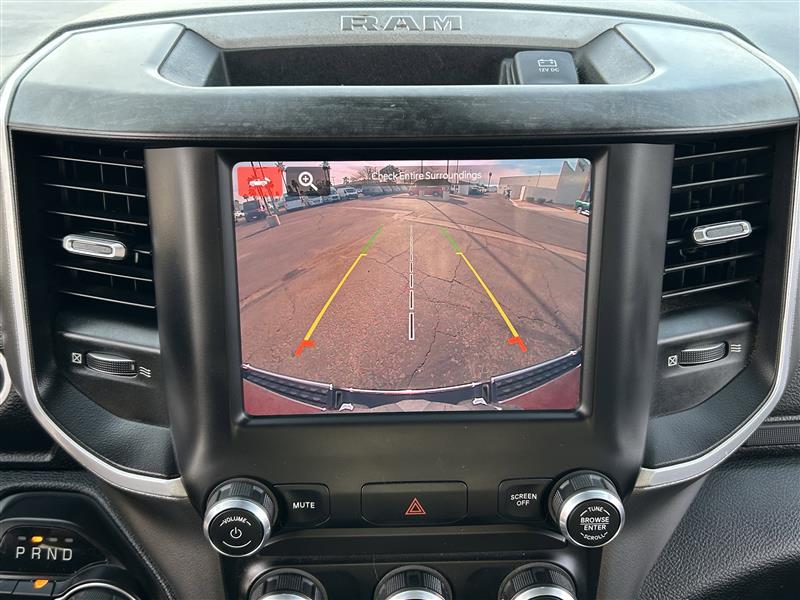 RAM 1500 Big Horn Quad Cab 4WD 2022