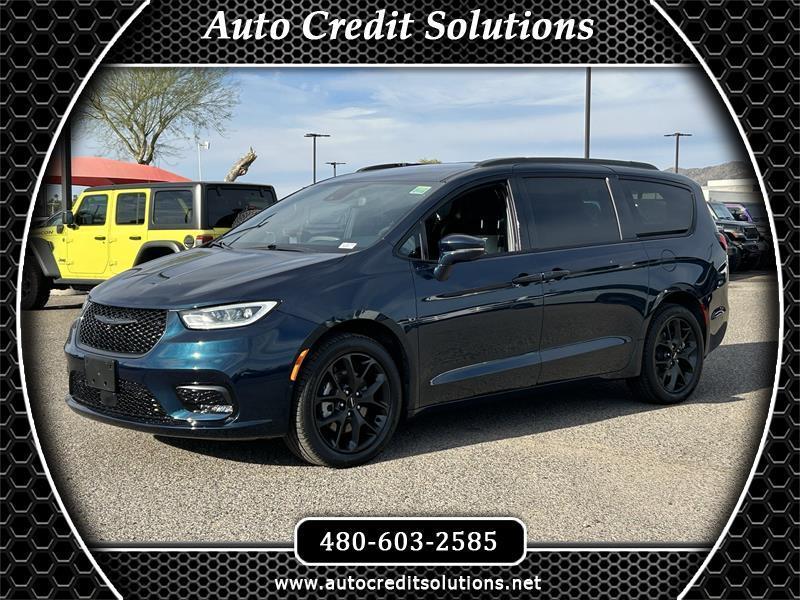 2022 Chrysler Pacifica Touring L AWD