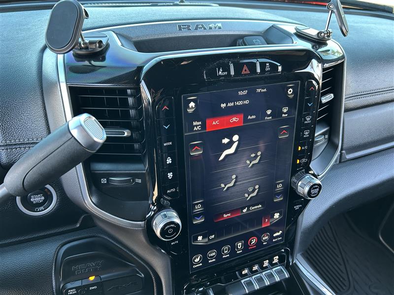 RAM 2500 Laramie Crew Cab SWB 4WD 2021