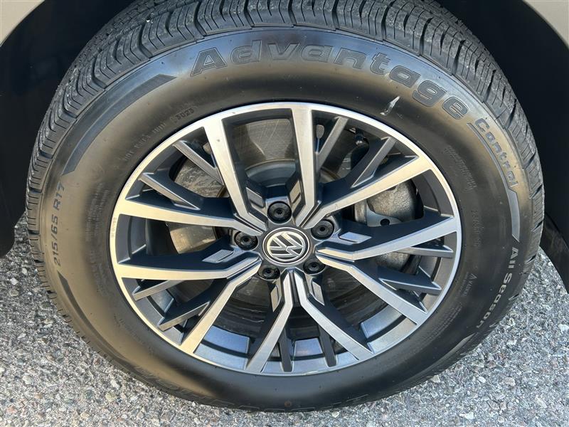 Volkswagen Tiguan SE 4Motion AWD 2020