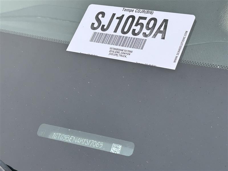 GMC Canyon Base Truck Crew Cab 2WD Long Box 2019