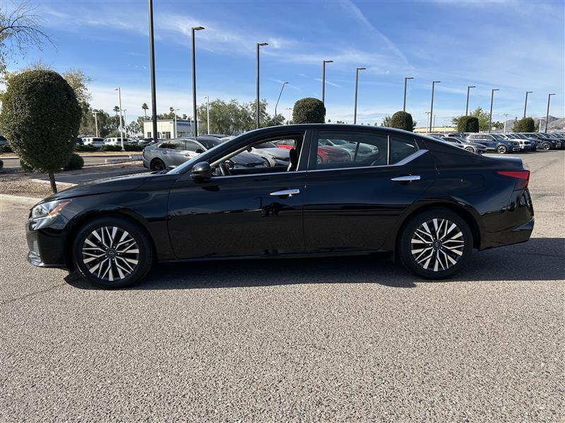 Nissan Altima 2.5 SV 2023