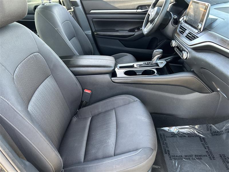 Nissan Altima 2.5 SV 2023