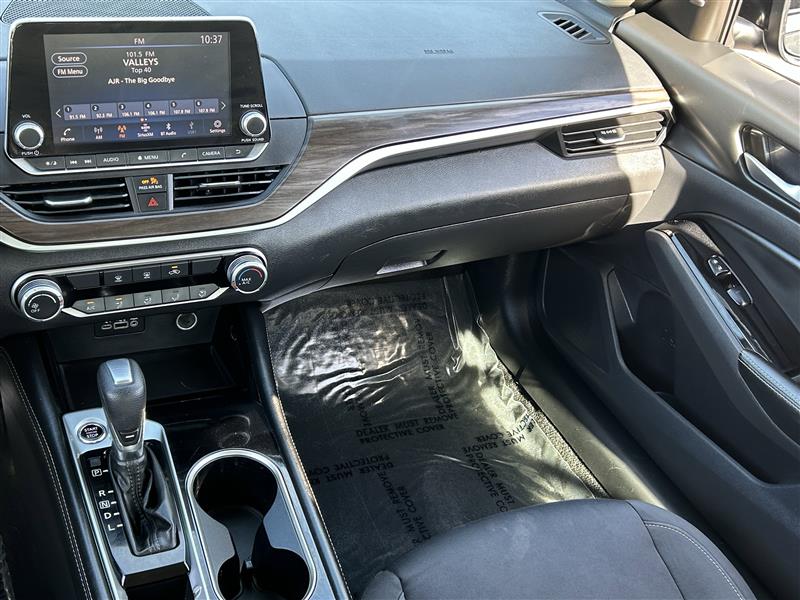 Nissan Altima 2.5 SV 2023